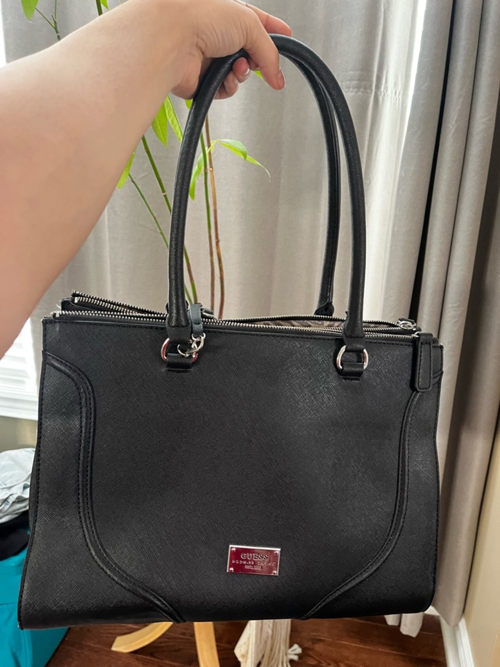 GUESS Black Double-Handle Tote Bag
